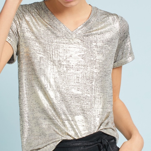 Anthropologie Akemi + Kin Festive Shine Top Tee - Picture 2 of 8